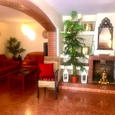 Gran Casa Con Terraza A 3 Min Playa Con Wifi - Rodeada De Servicios *