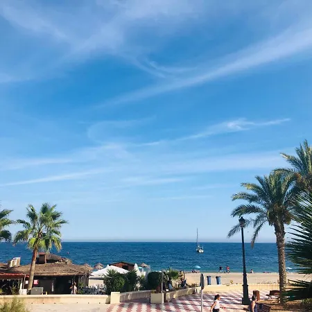 Gran Casa Con Terraza A 3 Min Playa Con Wifi - Rodeada De Servicios Tatil Evi