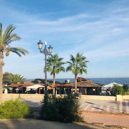 Tatil Evi Gran Casa Con Terraza A 3 Min Playa Con Wifi - Rodeada De Servicios *